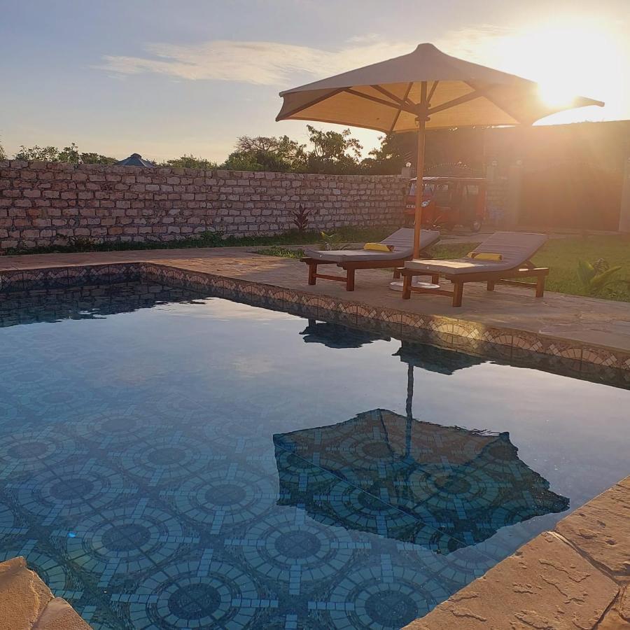 4 U Luxury Bungalows Diani Diani Beach Zewnętrze zdjęcie