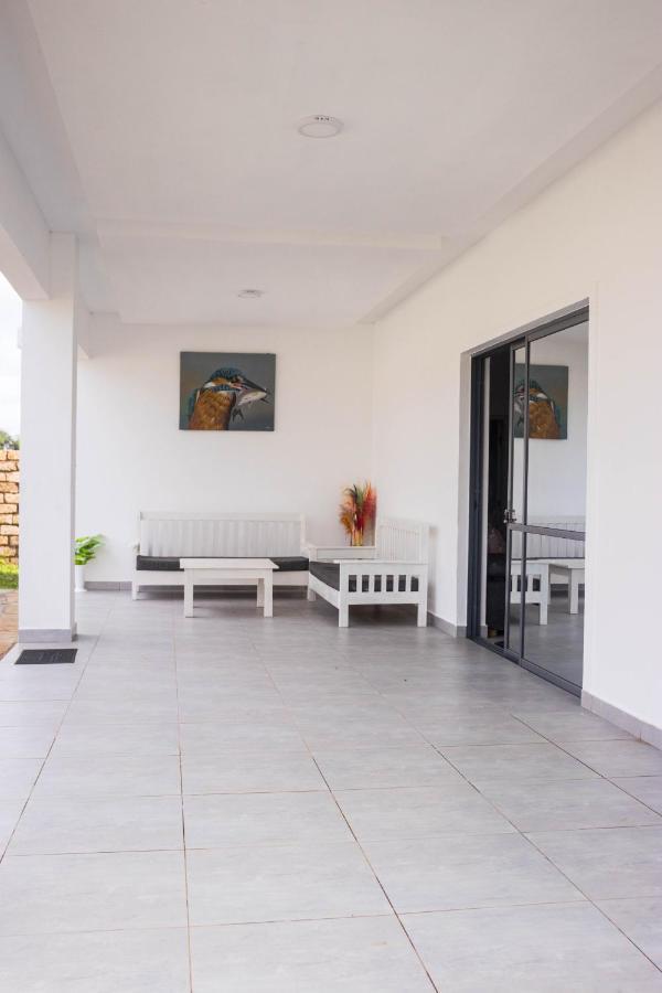 4 U Luxury Bungalows Diani Diani Beach Zewnętrze zdjęcie