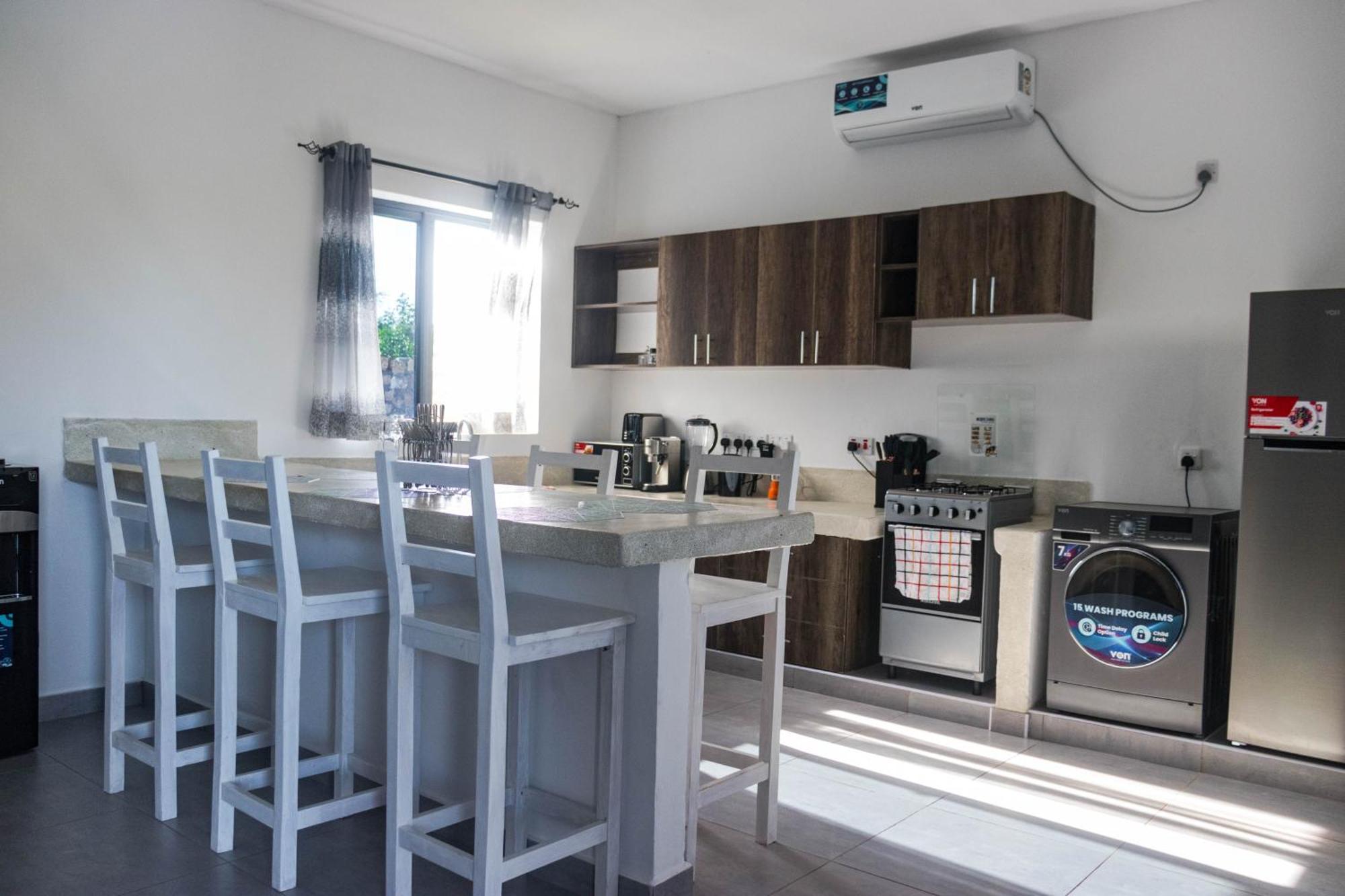 4 U Luxury Bungalows Diani Diani Beach Zewnętrze zdjęcie